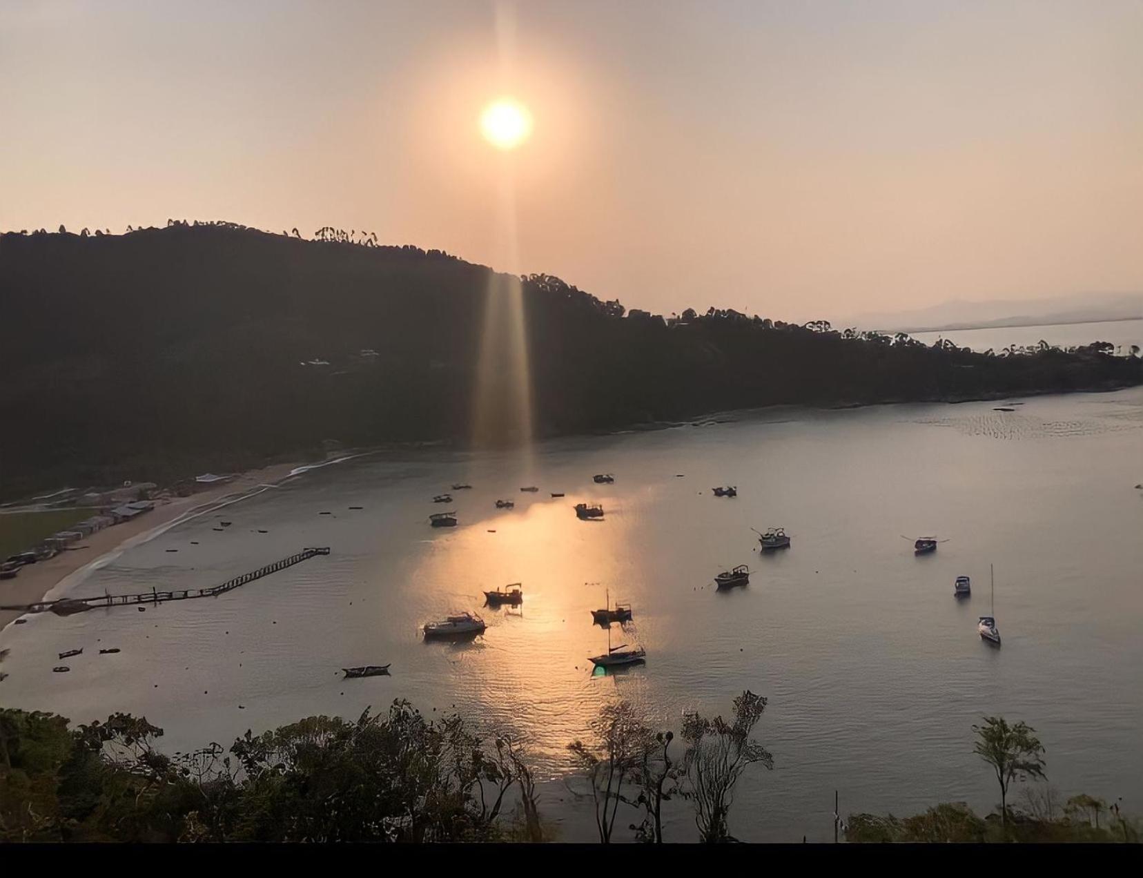 Mar De Bougainville Governador Celso Ramos Exteriér fotografie